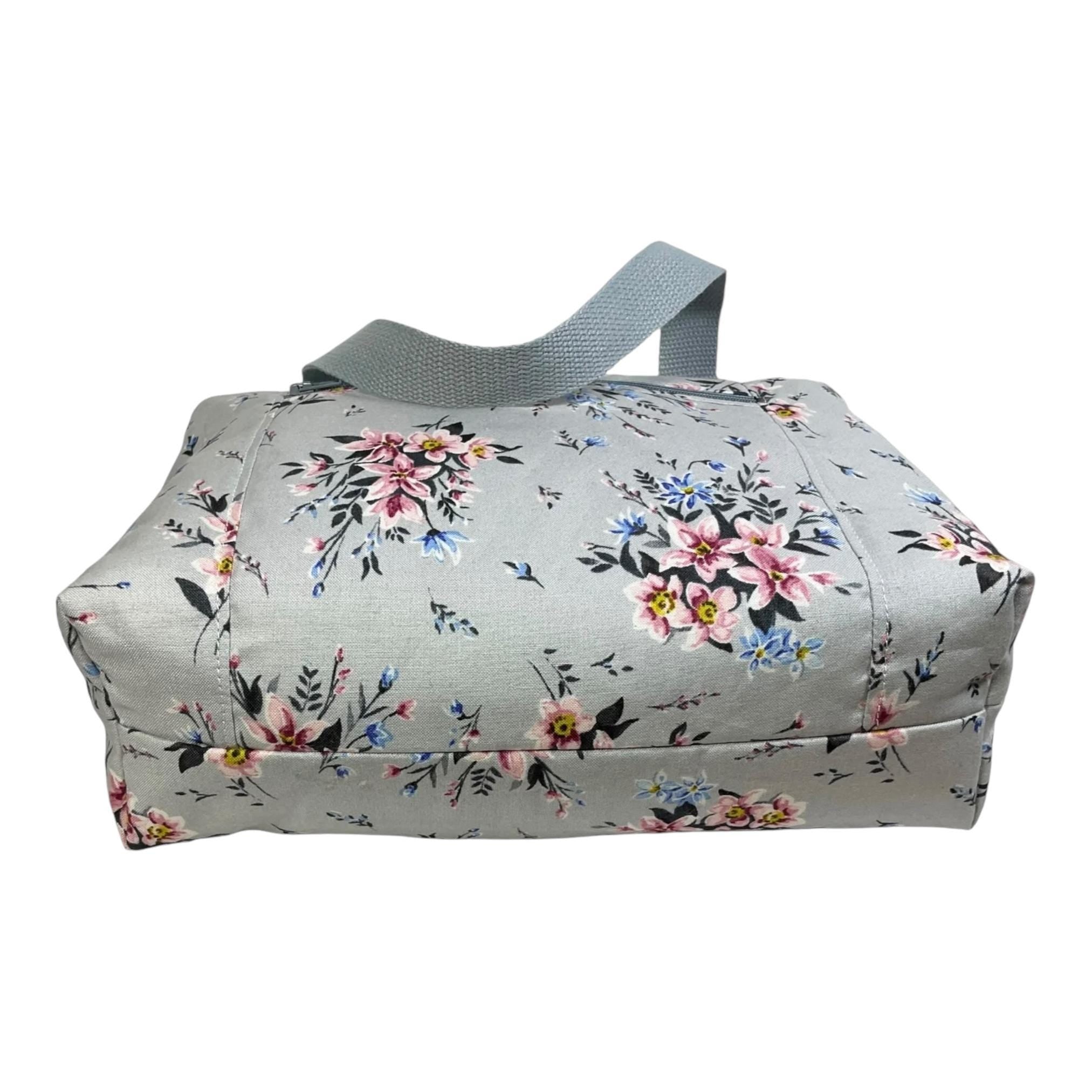 Liberty large toiletries bag with handles and zip pocket, floral Waterproof lined wash pouch, Cosmetics bag, ladies  gift, womens sponge bag
