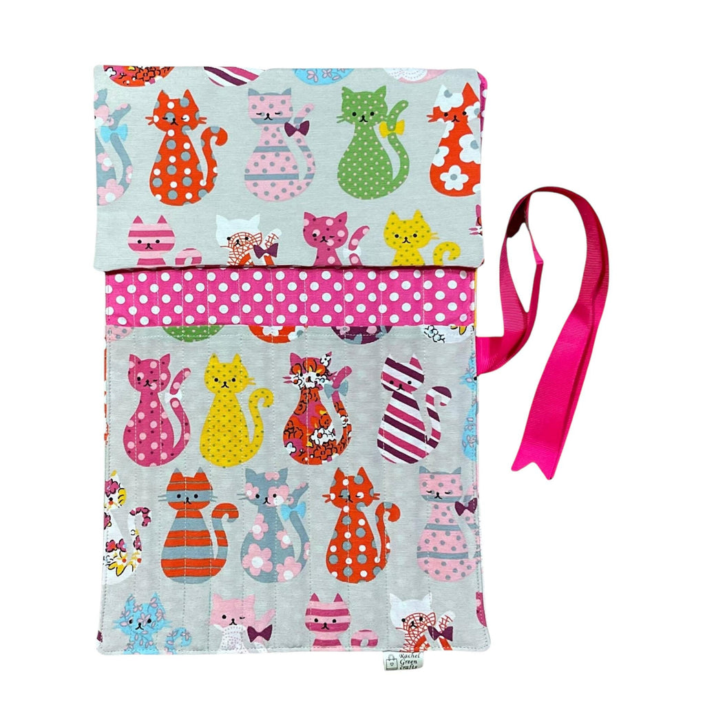 Cat Fabric Knitting Needle Set: Straight Needles Roll-Up Case