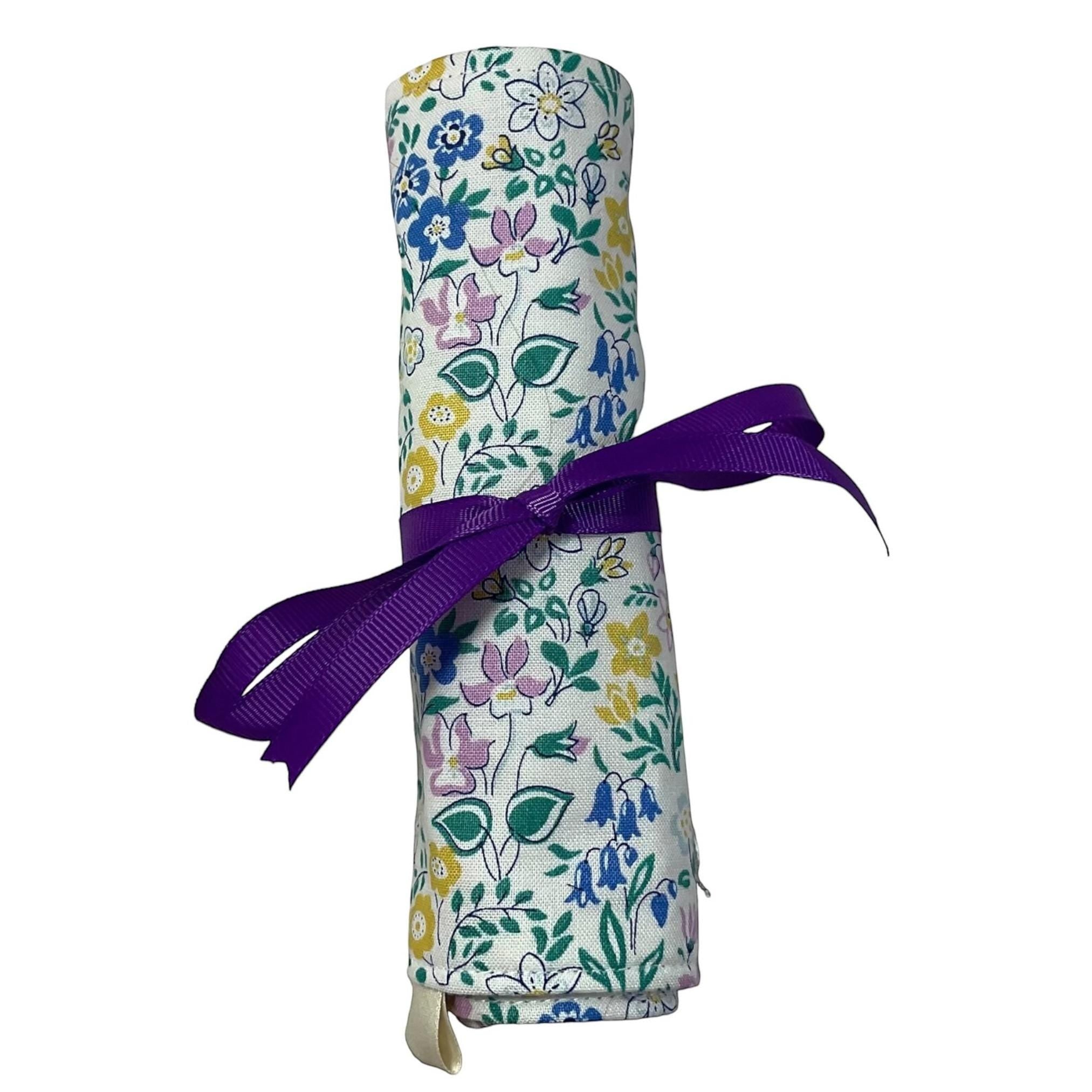 Liberty Floral Crochet Hook Case: Ergonomic Roll-Up Organizer
