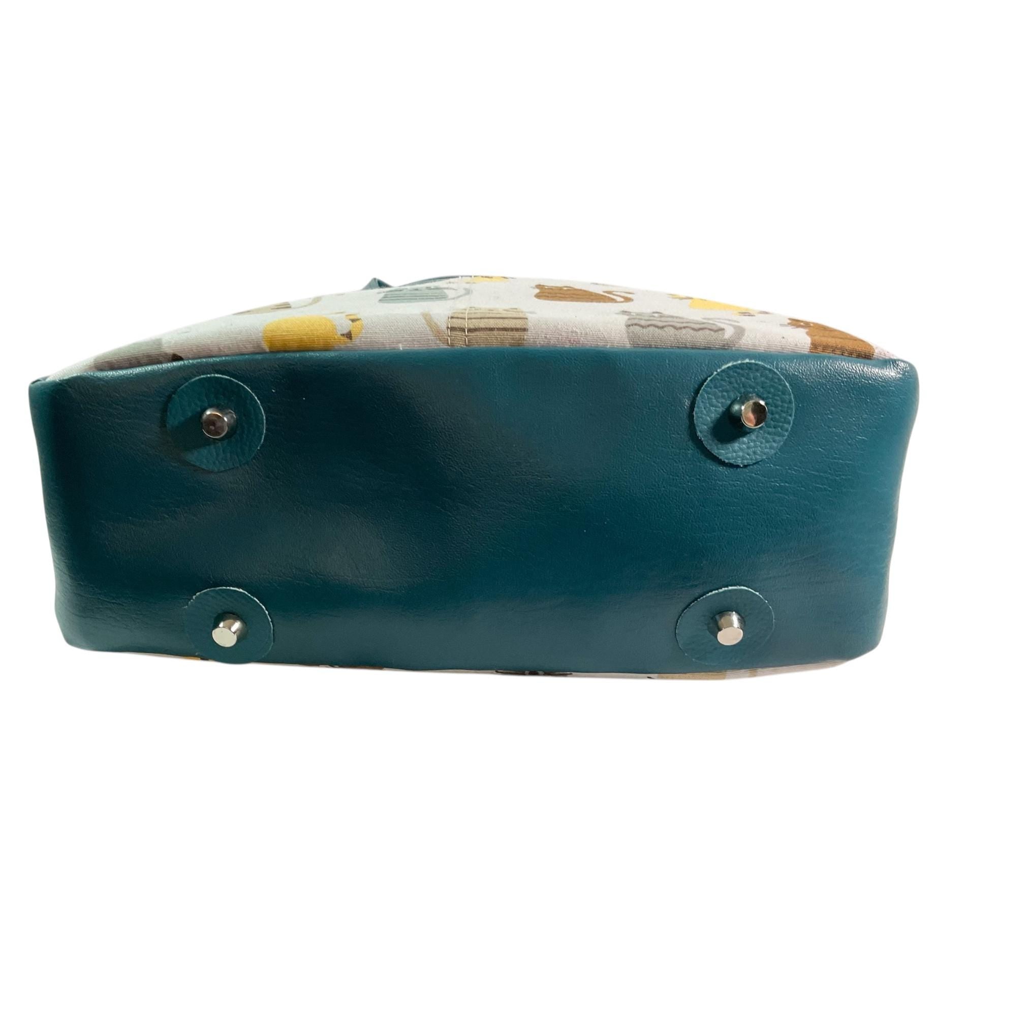 Handbag in faux leather and cat print, pet lover vegan ladies gift