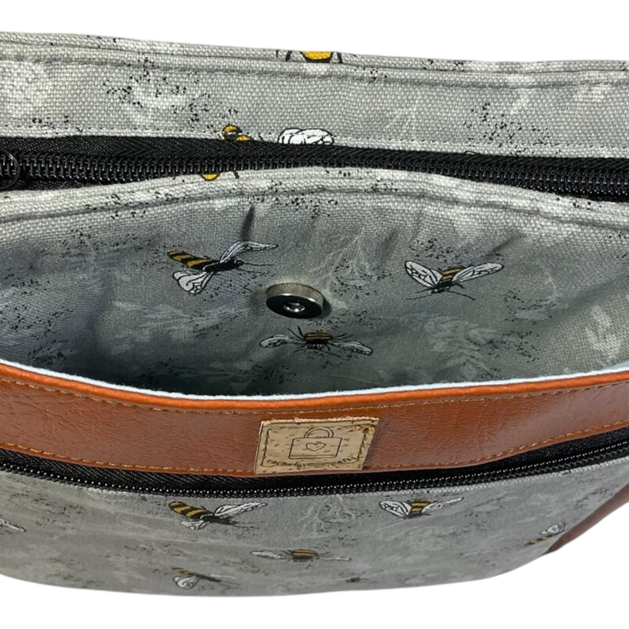 Handbag in faux leather and bee print,  vegan ladies gift, crossbody bag, shoulder zip pouch