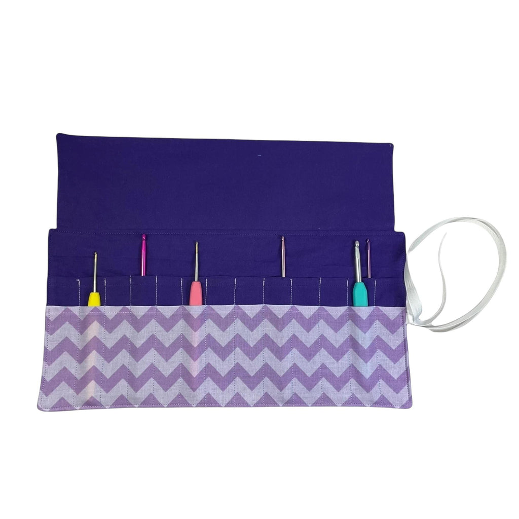Crochet hook case with purple chevrons, Ergonomic hook organiser, roll up short Dpn case, cat lover gift, knitters gift, crochet storage