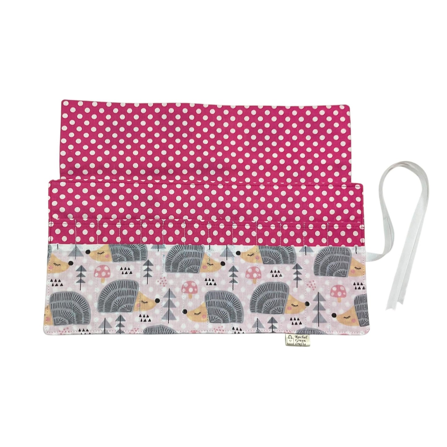 Crochet hook case with hedgehogs