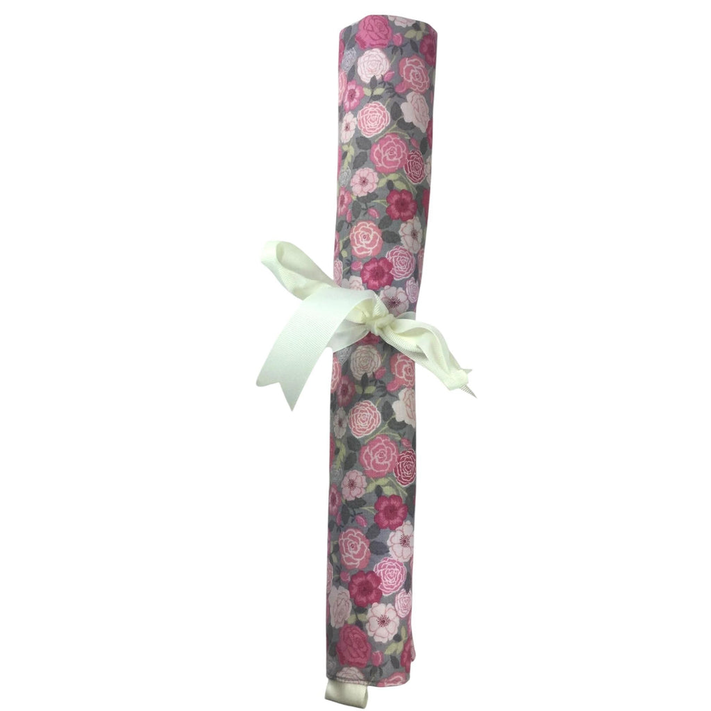 Full set of metal knitting needles in a case with pink floral rose print, straight needles in roll up pouch, gift for knitters