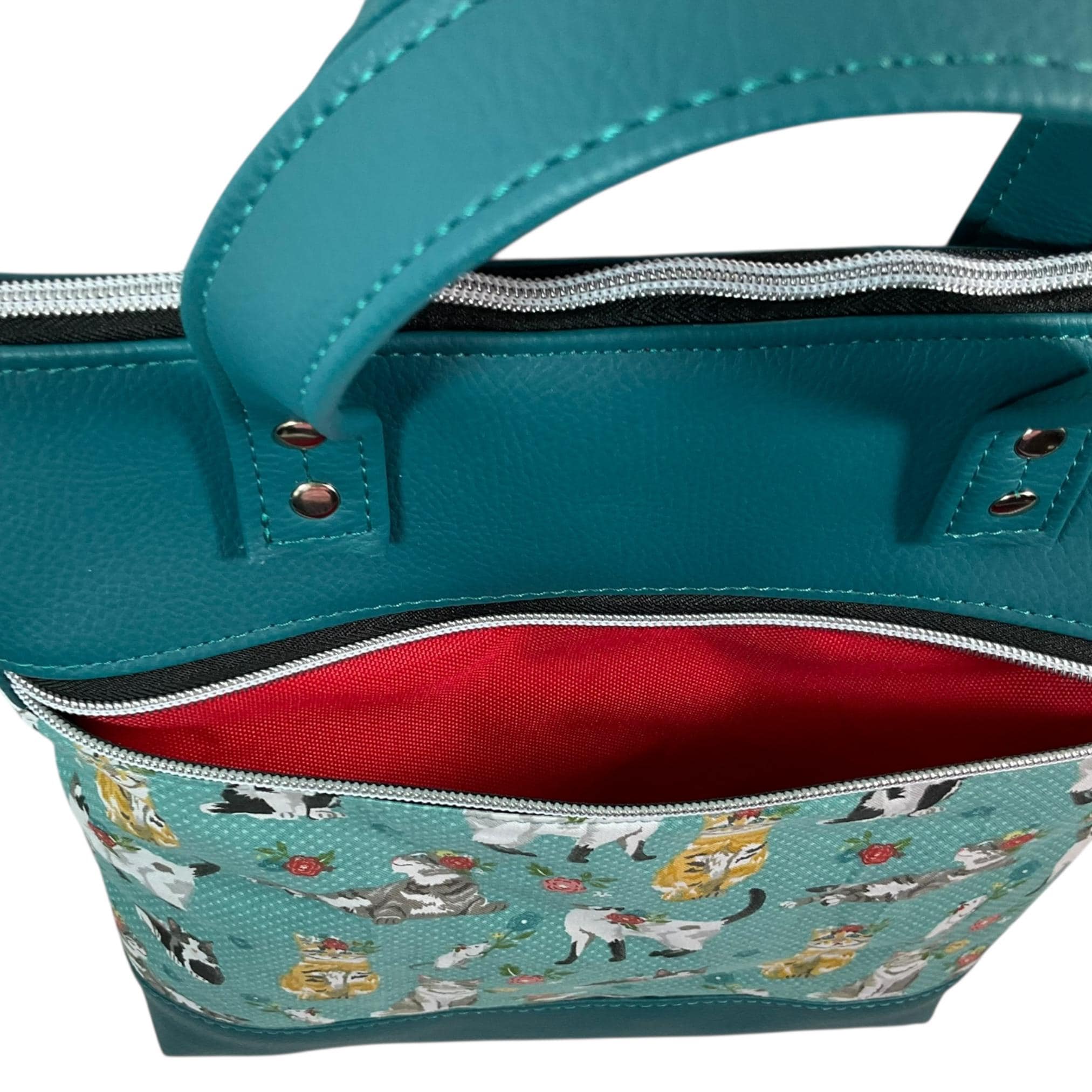Handbag in faux Leather and cat breeds print  fabric, medium tote style zip top shoulder crossbody with carry handles