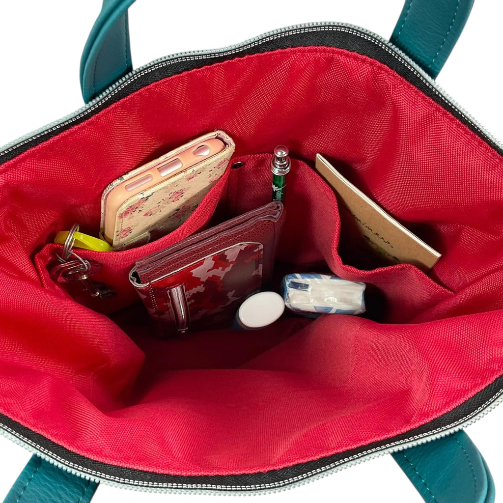 Handbag in faux Leather and cat breeds print  fabric, medium tote style zip top shoulder crossbody with carry handles