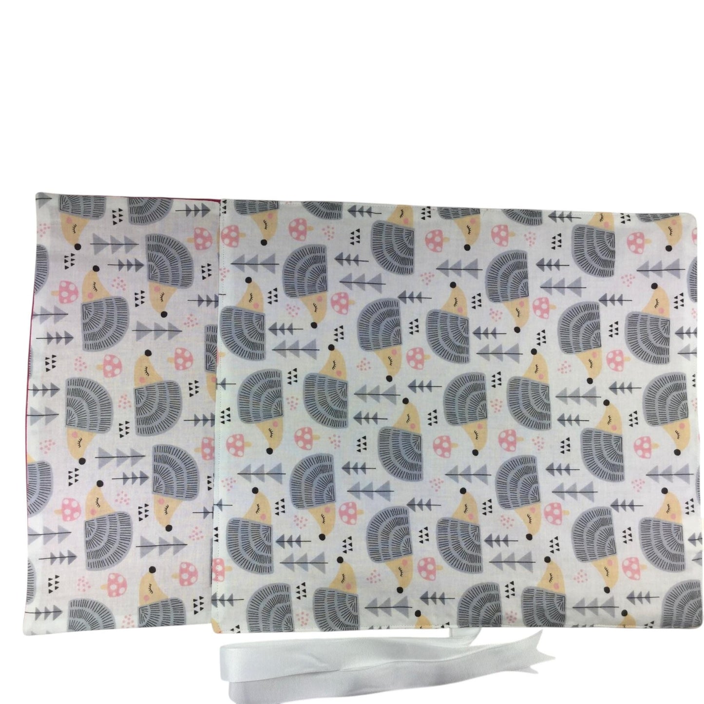 Straight knitting needle case with hedgehogs