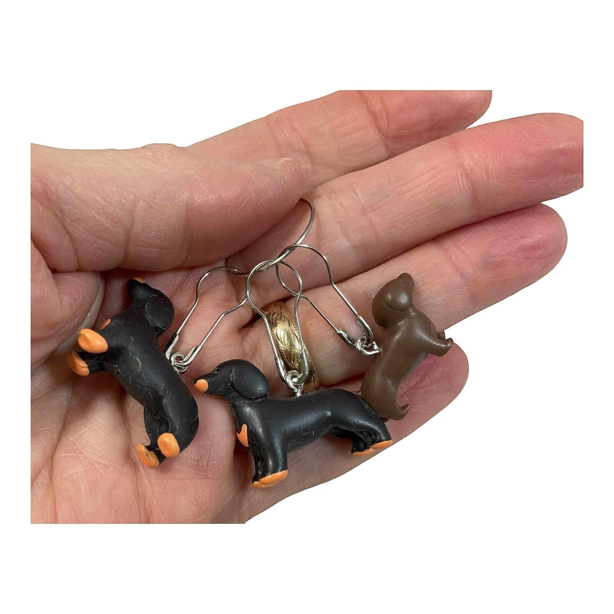 Dog Stitch markers for knitting and crochet, 3D daschund progress charms, sausage dog crochet lace markers, knitters gift , place keeper