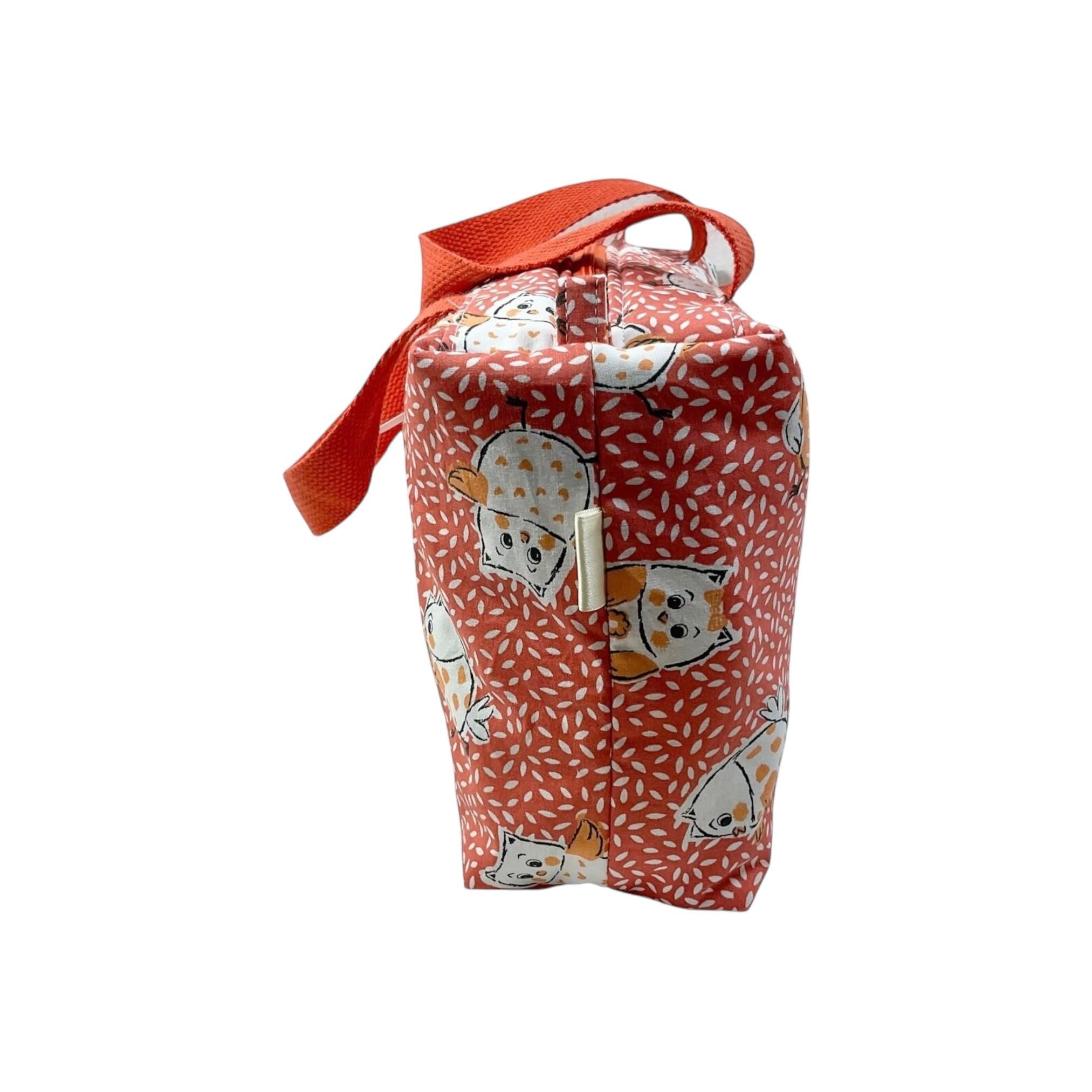 Large owl toiletries bag with handles and zip pocket, bird print Waterproof lined wash pouch, camping  ladies  gift, womens sponge bag