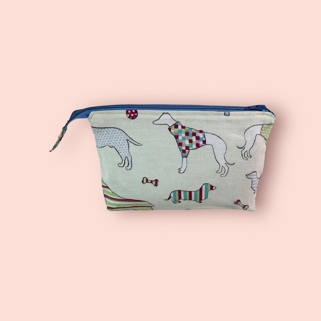 cosmetics bag with Dog, Bee, Hedgehog, Makeup Organizer Bag: 3-Section Zipper Pouch