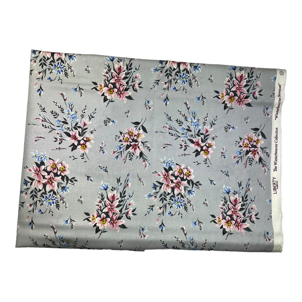 Liberty large toiletries bag with handles and zip pocket, floral Waterproof lined wash pouch, Cosmetics bag, ladies  gift, womens sponge bag