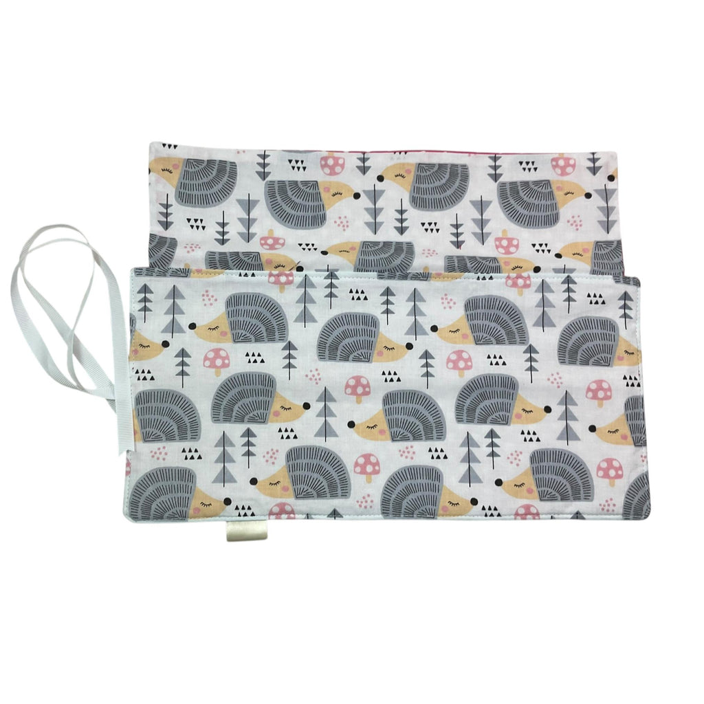 Crochet hook case with hedgehogs, Ergonomic hook organiser, roll up  case, hedgehog lover gift, knitters gift, Crochet gift, crochet storage