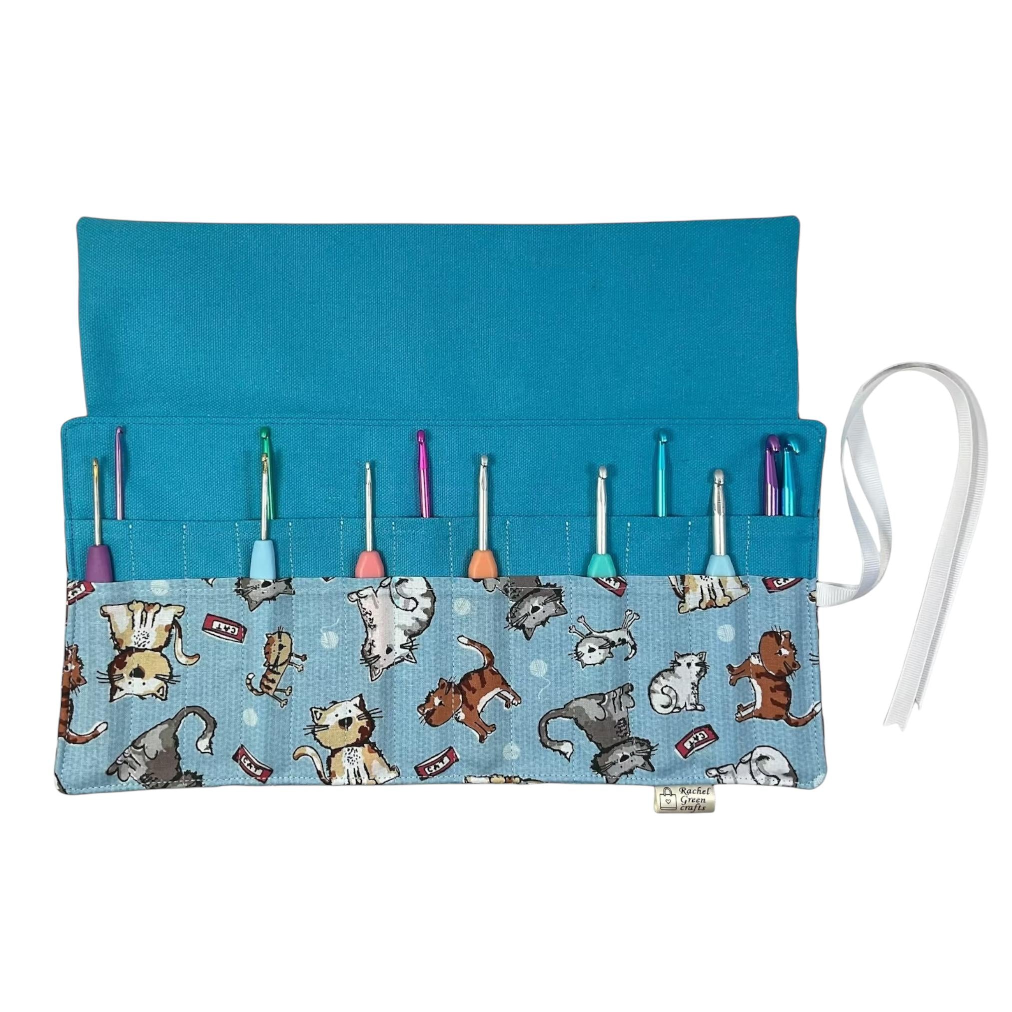 Crochet hook case with cats, Ergonomic hook organiser, roll up short Dpn case, cat lover gift, knitters gift, Crochet gift, crochet storage