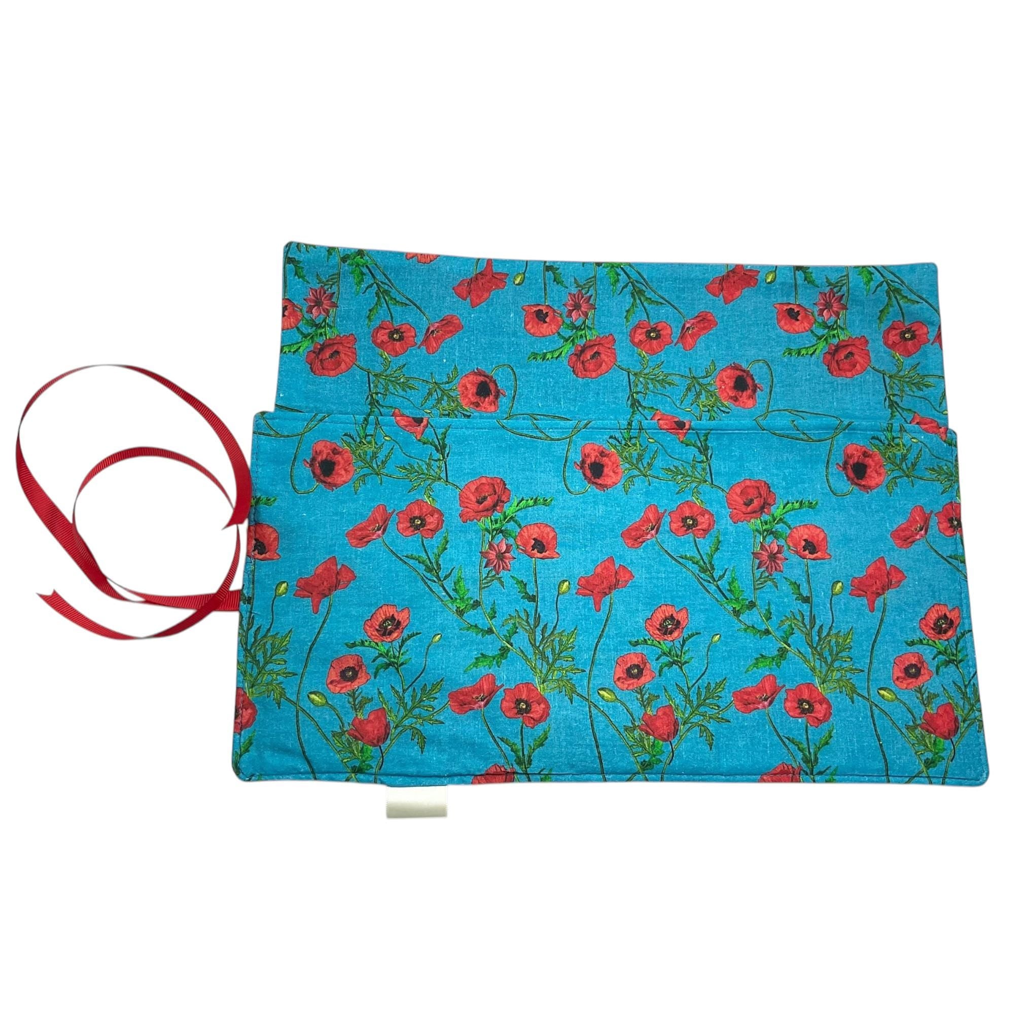 Crochet hook case  with pretty floral poppies print, Ergonomic hook organiser, roll up short Dpn case, crochet lover gift, knitters gift,