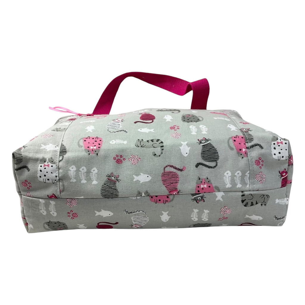 Large cat toiletries bag with handles and zip pocket, mouse print Waterproof lined wash pouch, camping  ladies  gift, womens sponge bag