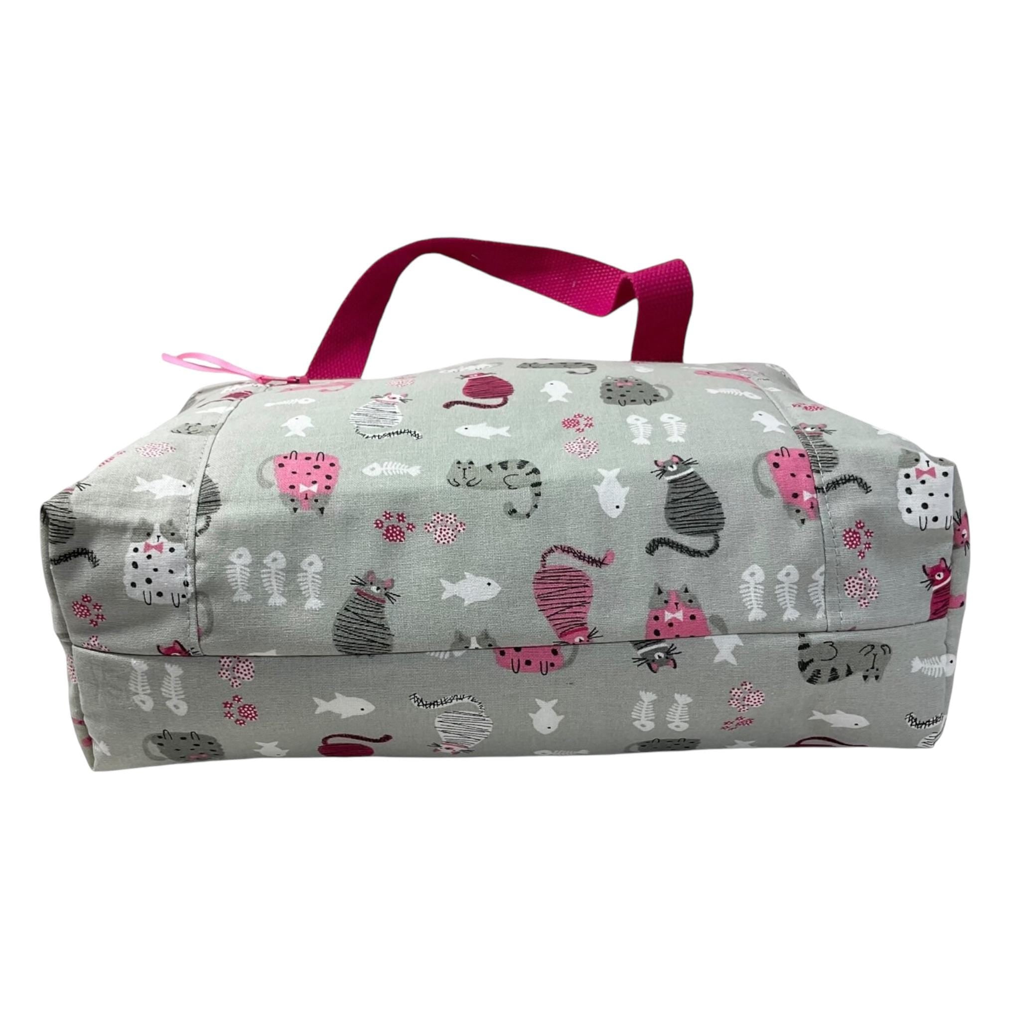 Large cat toiletries bag with handles and zip pocket, mouse print Waterproof lined wash pouch, camping  ladies  gift, womens sponge bag
