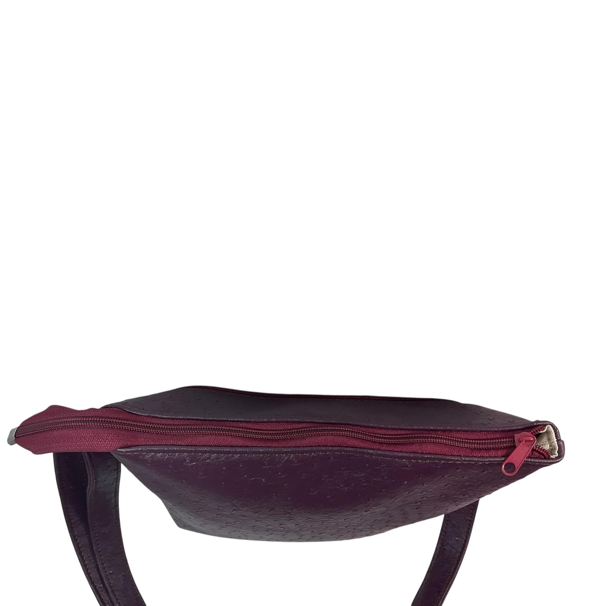 Handbag in faux Leather and floral bramble fabric, raspberry and blackberry fuit medium sized zip top shoulder crossbody