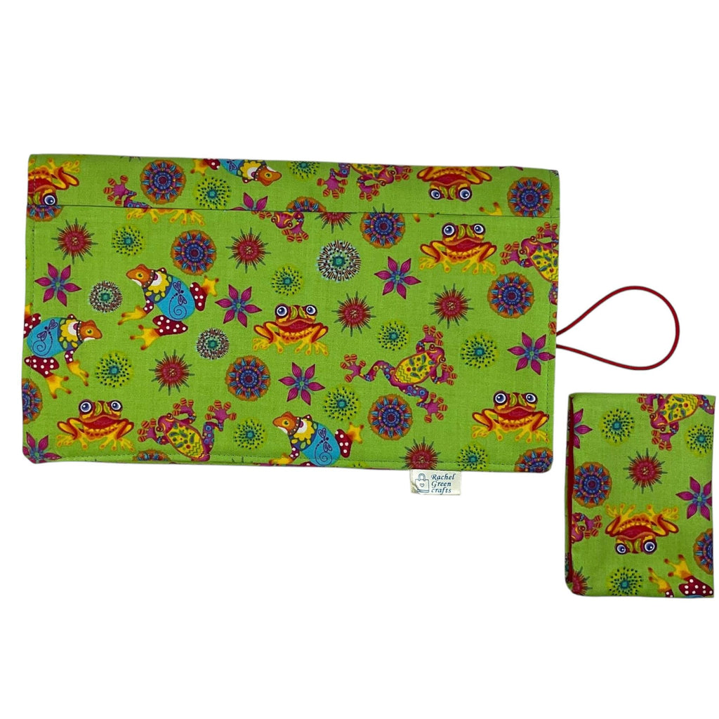 lnterchangeable knitting needle case with frogs, reptile needle organiser, addi storage, chiagoo folding pouch, knit pro, hiya hiya case,