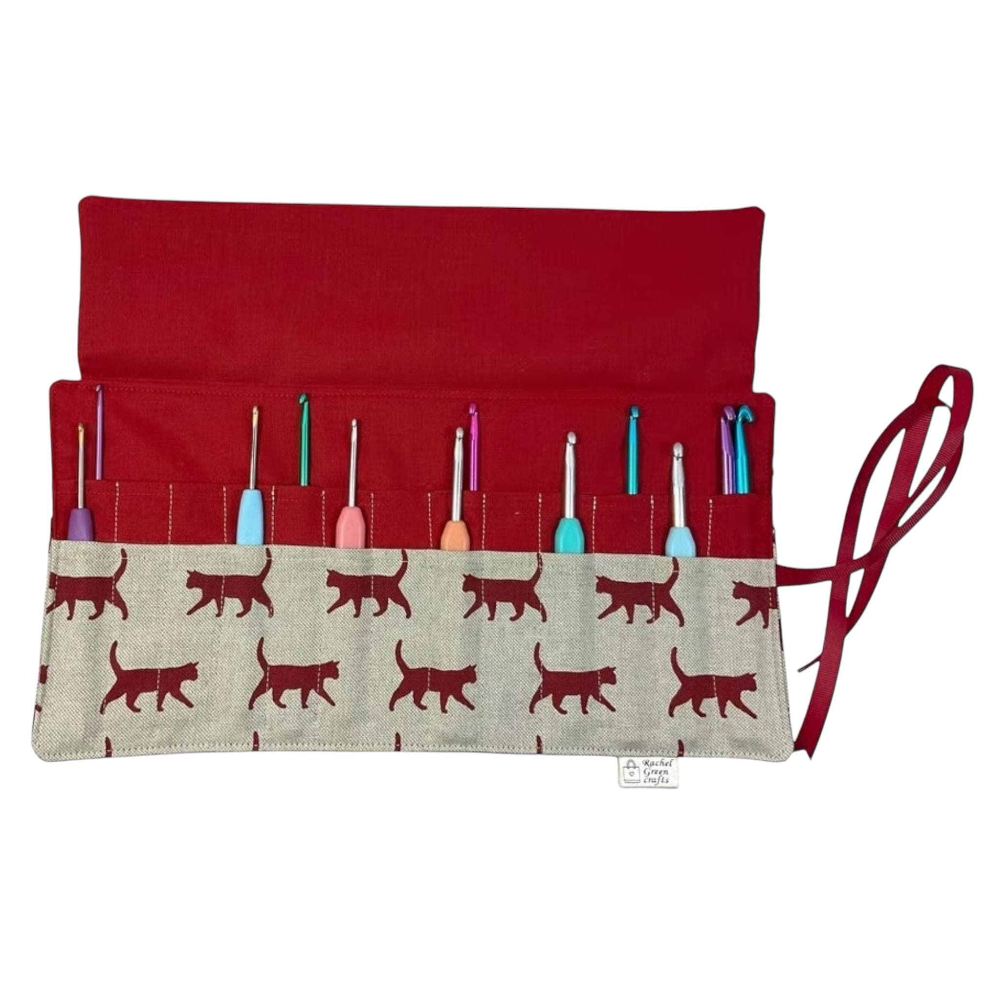 Crochet hook case with cats, Ergonomic hook organiser, roll up short Dpn case, cat lover gift, knitters gift, Crochet gift, crochet storage