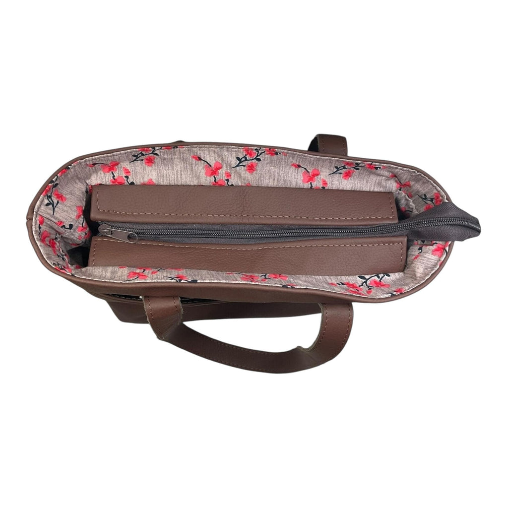 Tote bag made of genuine leather, medium sized brown shoulder bag