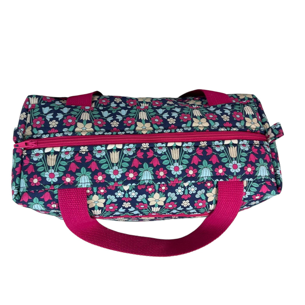 Liberty fabric large toiletries bag with handles and zip pocket, floral Waterproof, ladies sponge wash pouch, Cosmetics bag, ladies gift