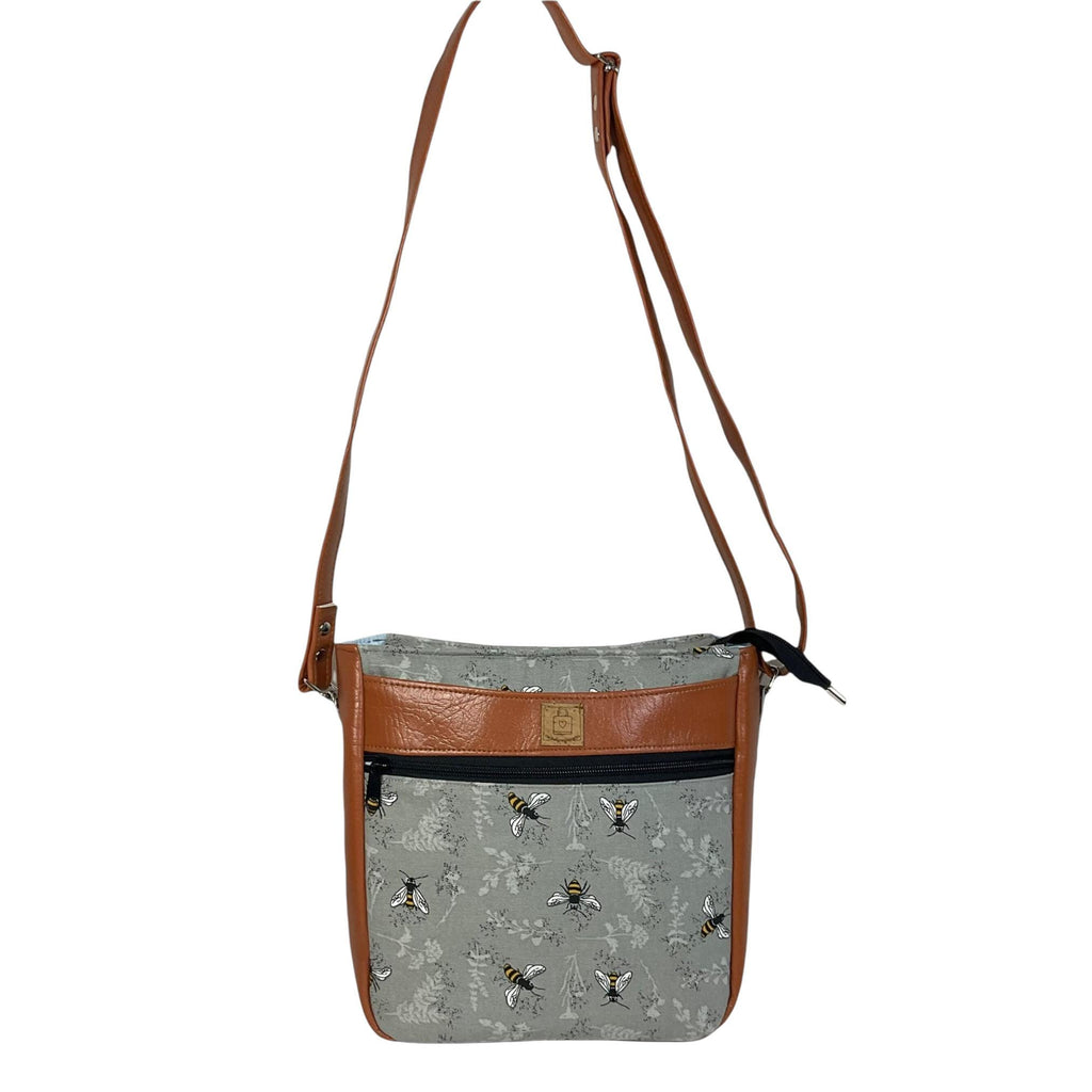 Handbag in faux leather and bee print,  vegan ladies gift, crossbody bag, shoulder zip pouch