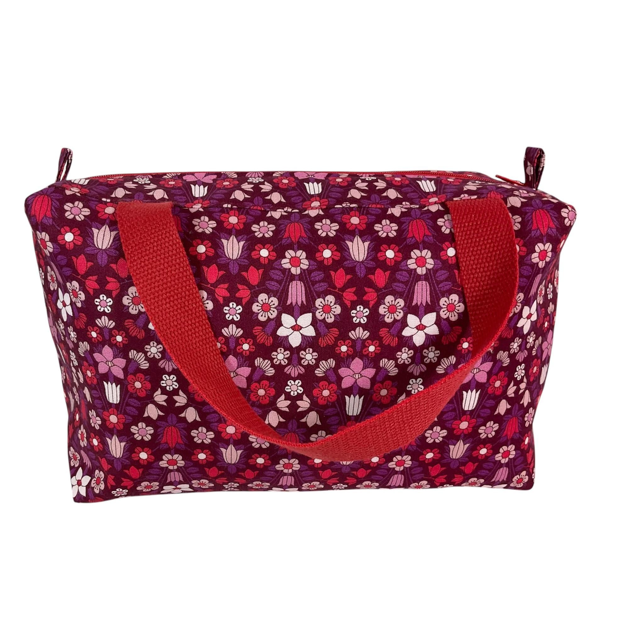 Liberty fabric large toiletries bag with handles and zip pocket, floral Waterproof, ladies sponge wash pouch, Cosmetics bag, ladies gift
