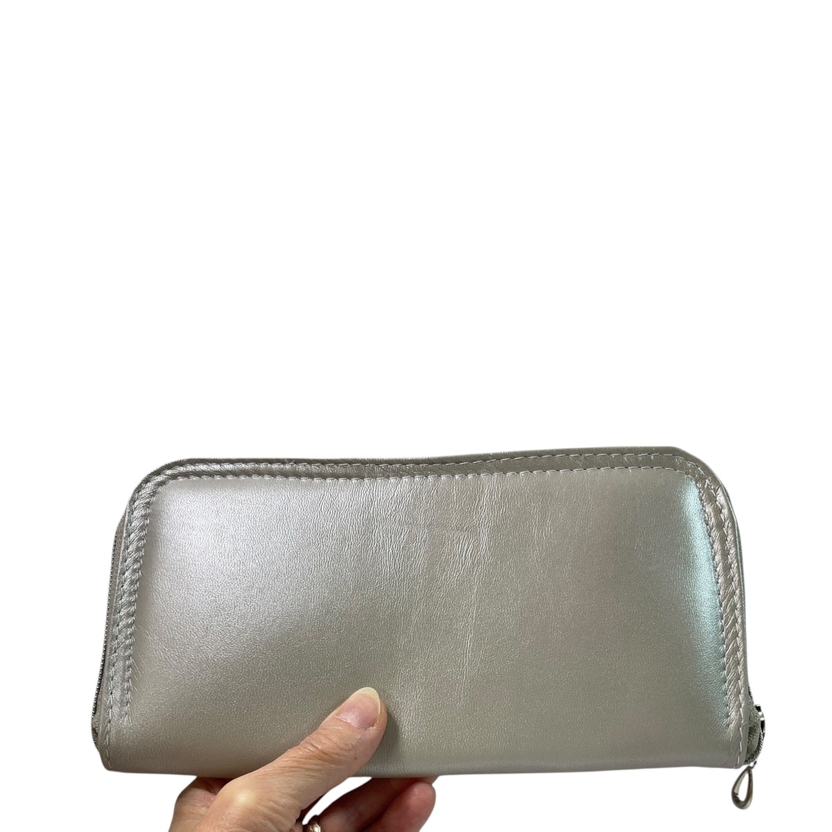 Wallet/ purse made from pearlised silver colour genuine leather , full zip around (Copy)