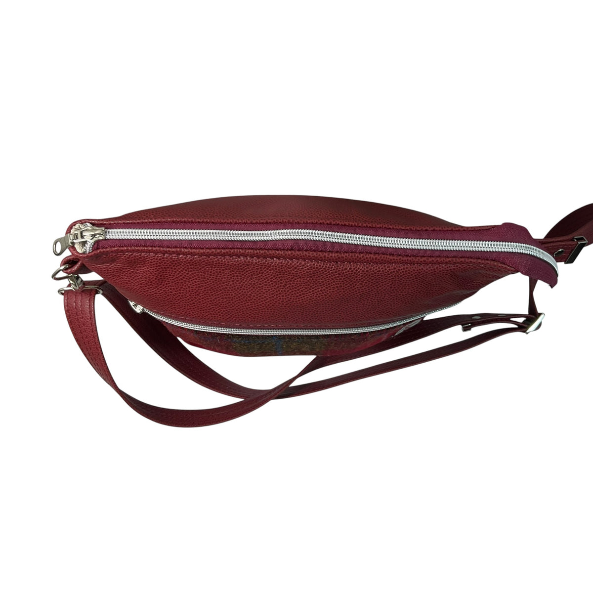 Handbag in genuine leather and red tartan Harris tweed