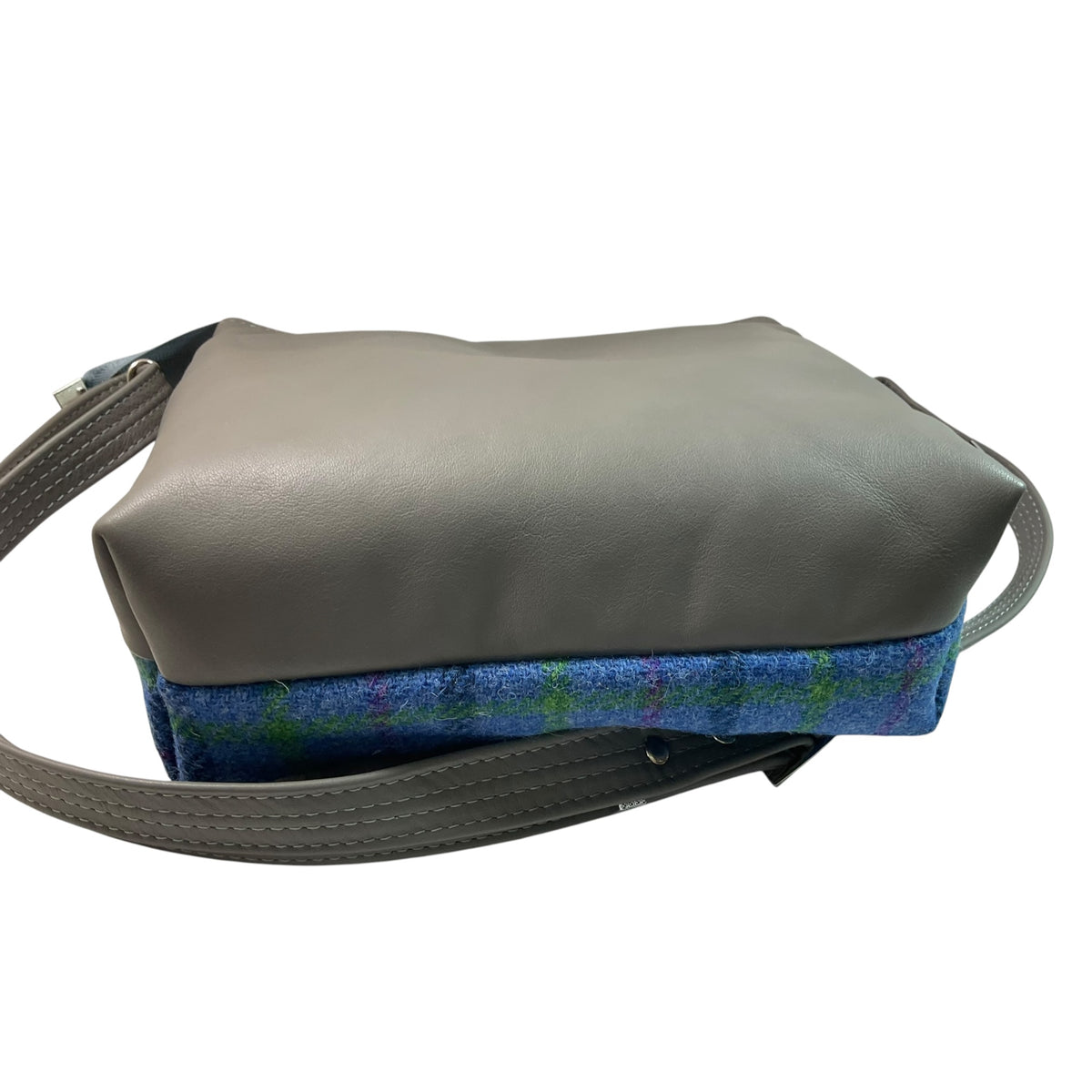 Handbag in genuine leather and blue tartan Harris tweed