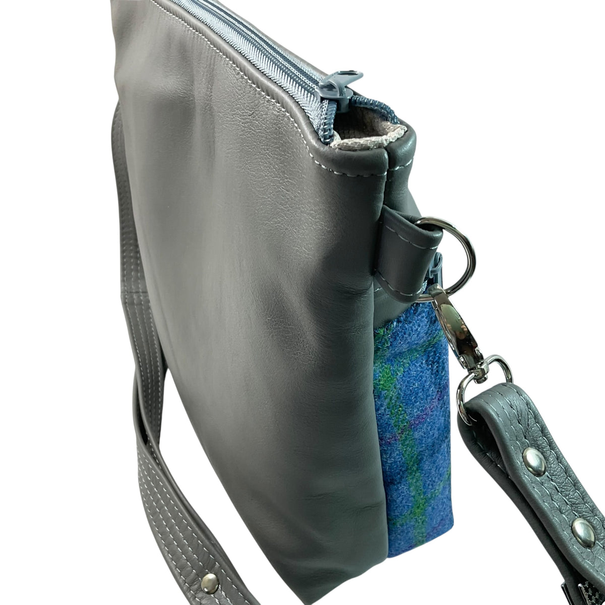 Handbag in genuine leather and blue tartan Harris tweed