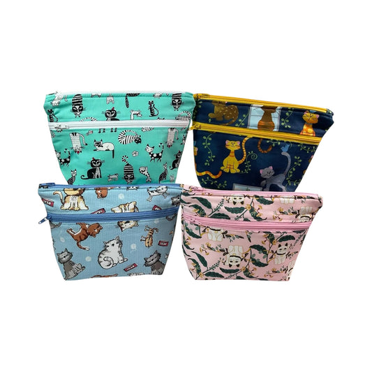 Cosmetics 2 pocket pouch with cat print