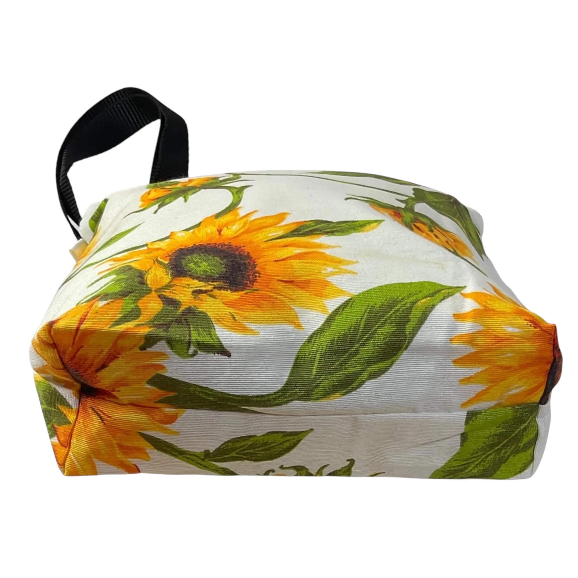 Small zip top canvas tote bag with sunflowers ,floral lover small cotton book purse, bag with pockets  , gift for girls