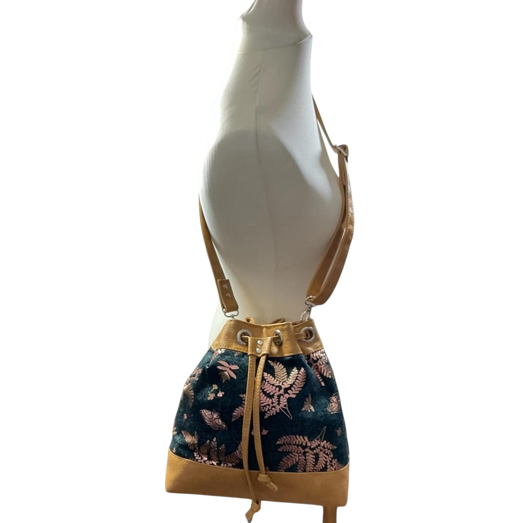 Ostrich Faux Leather Crossbody Bucket Bag: Rose Gold Butterfly Print