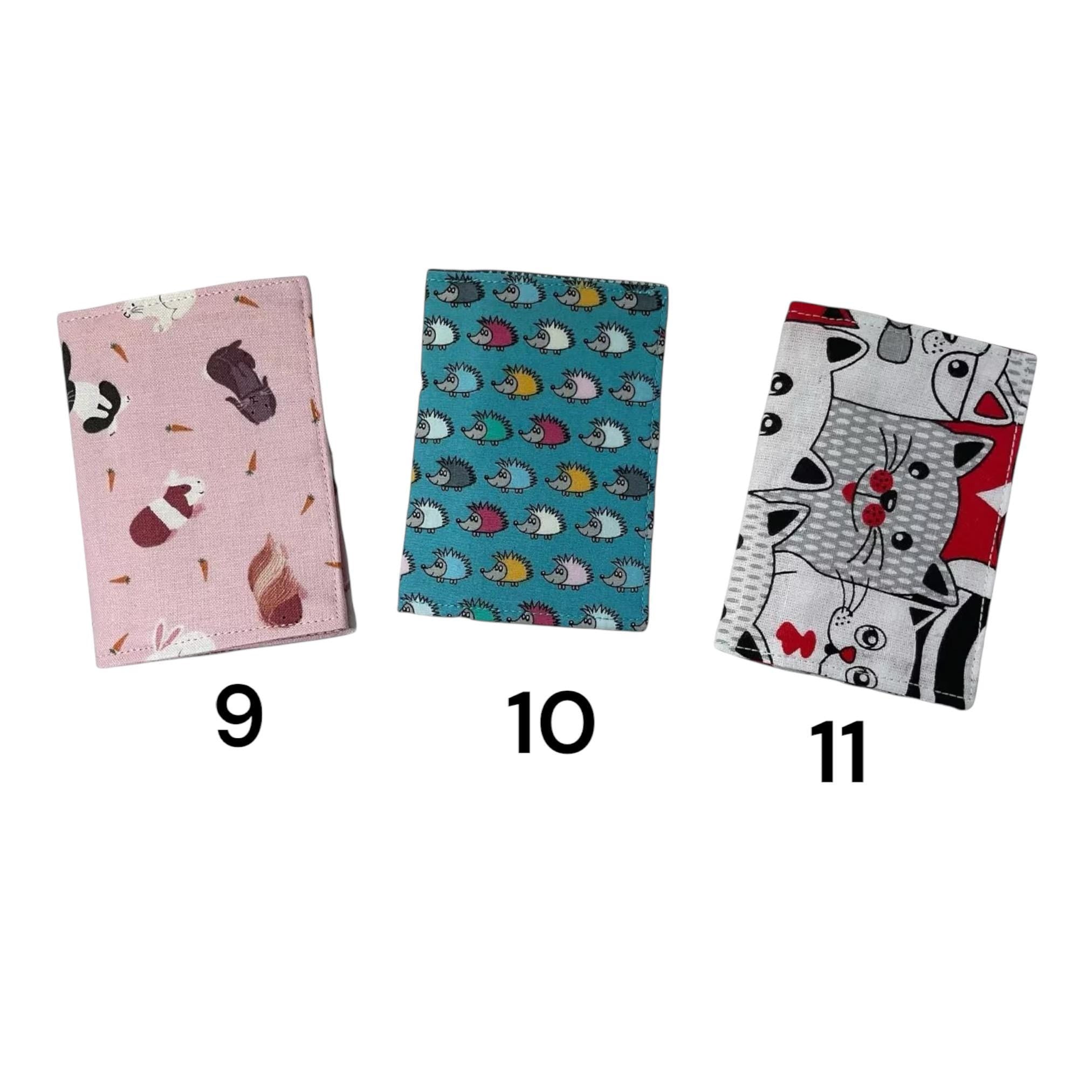 Card wallet in cat and dog print, cotton credit card pouch, fabric pets gift card case,Guinea pig loyalty card holder,  Oyster card wallet