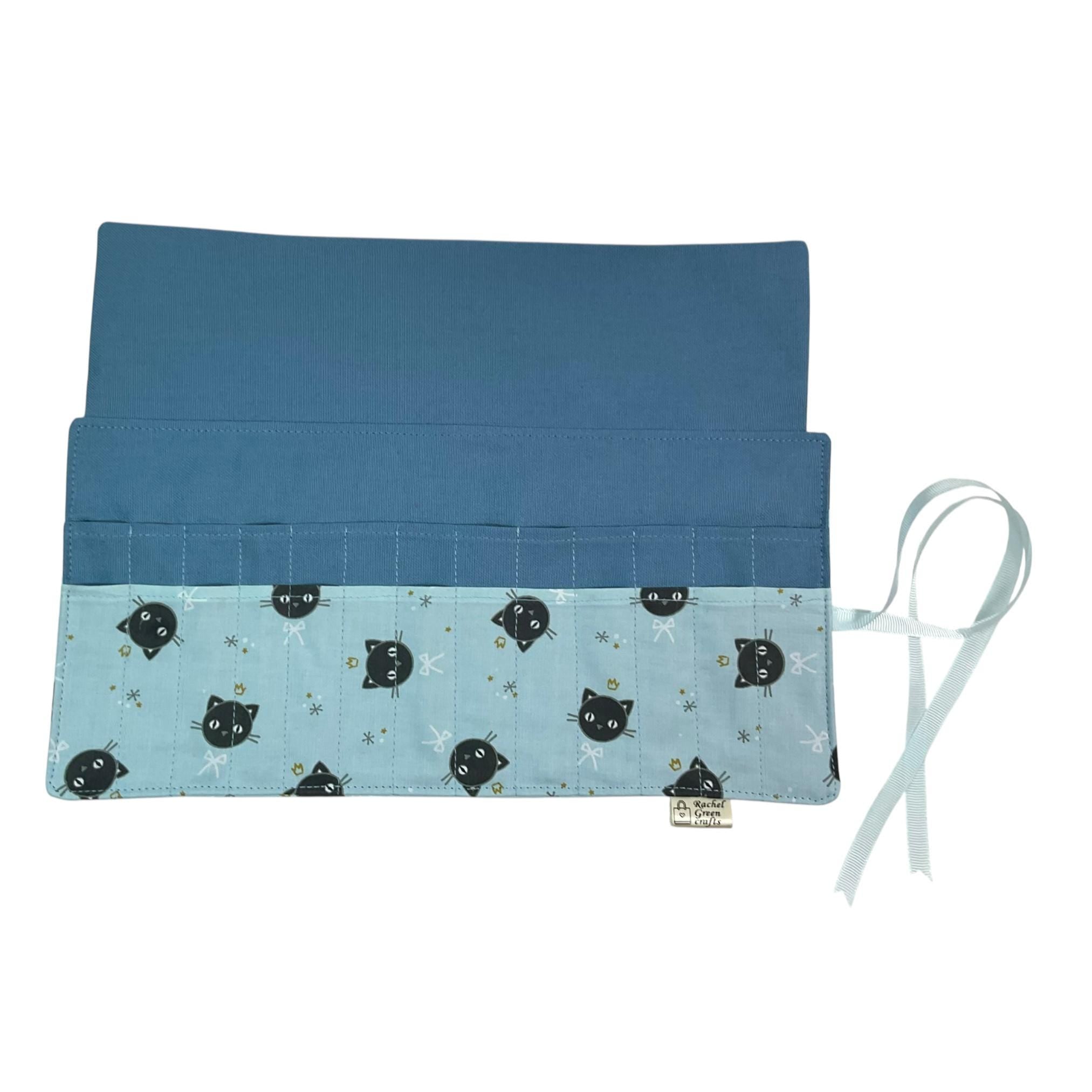 Crochet hook case with cats , Ergonomic hook organiser, roll up short Dpn case, cat lover gift, knitters gift, Crochet gift, crochet storage
