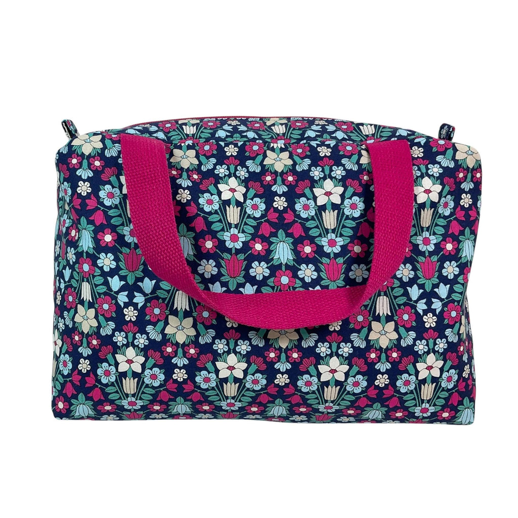 Liberty fabric large toiletries bag with handles and zip pocket, floral Waterproof, ladies sponge wash pouch, Cosmetics bag, ladies gift