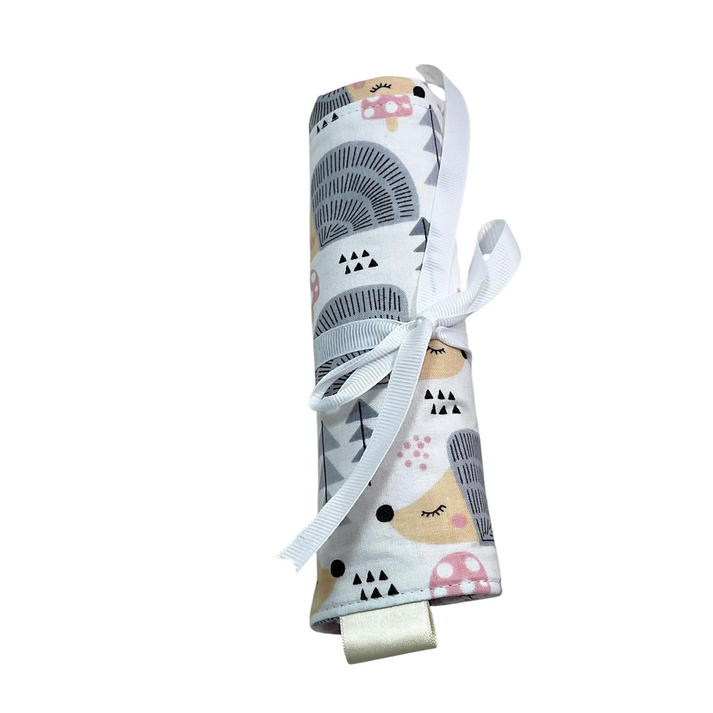 Crochet hook case with hedgehogs, Ergonomic hook organiser, roll up  case, hedgehog lover gift, knitters gift, Crochet gift, crochet storage