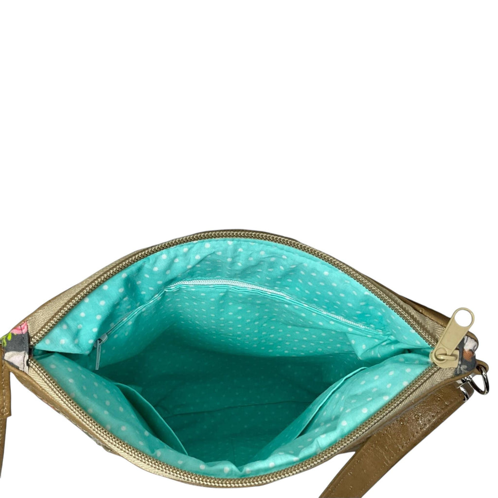 Handbag in faux leather and dog print,  vegan ladies gift, crossbody bag, shoulder zip pouch