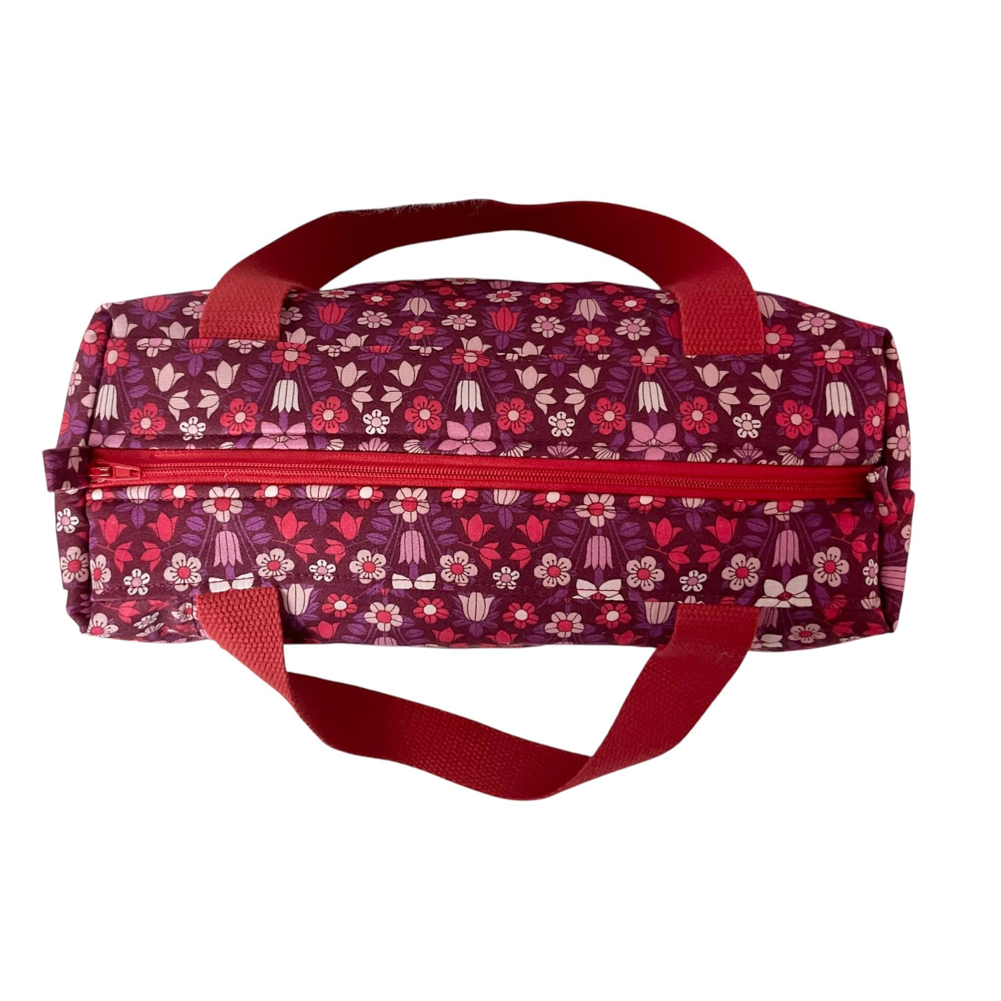 Liberty fabric large toiletries bag with handles and zip pocket, floral Waterproof, ladies sponge wash pouch, Cosmetics bag, ladies gift