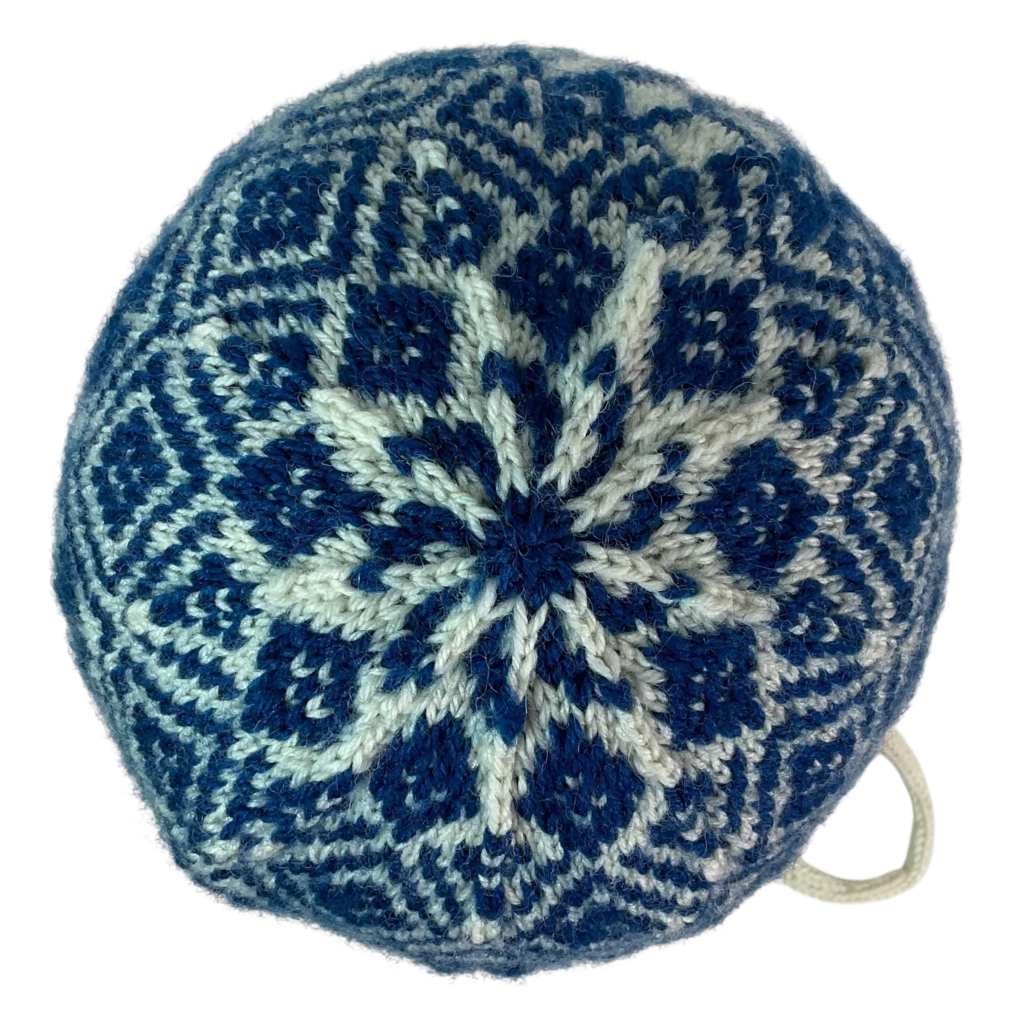 Ear flap hat with stranded blue and cream pattern, Andean chullo wool hat, unisex, warm winter hat, Norwegian style, fairisle hat, ski hat