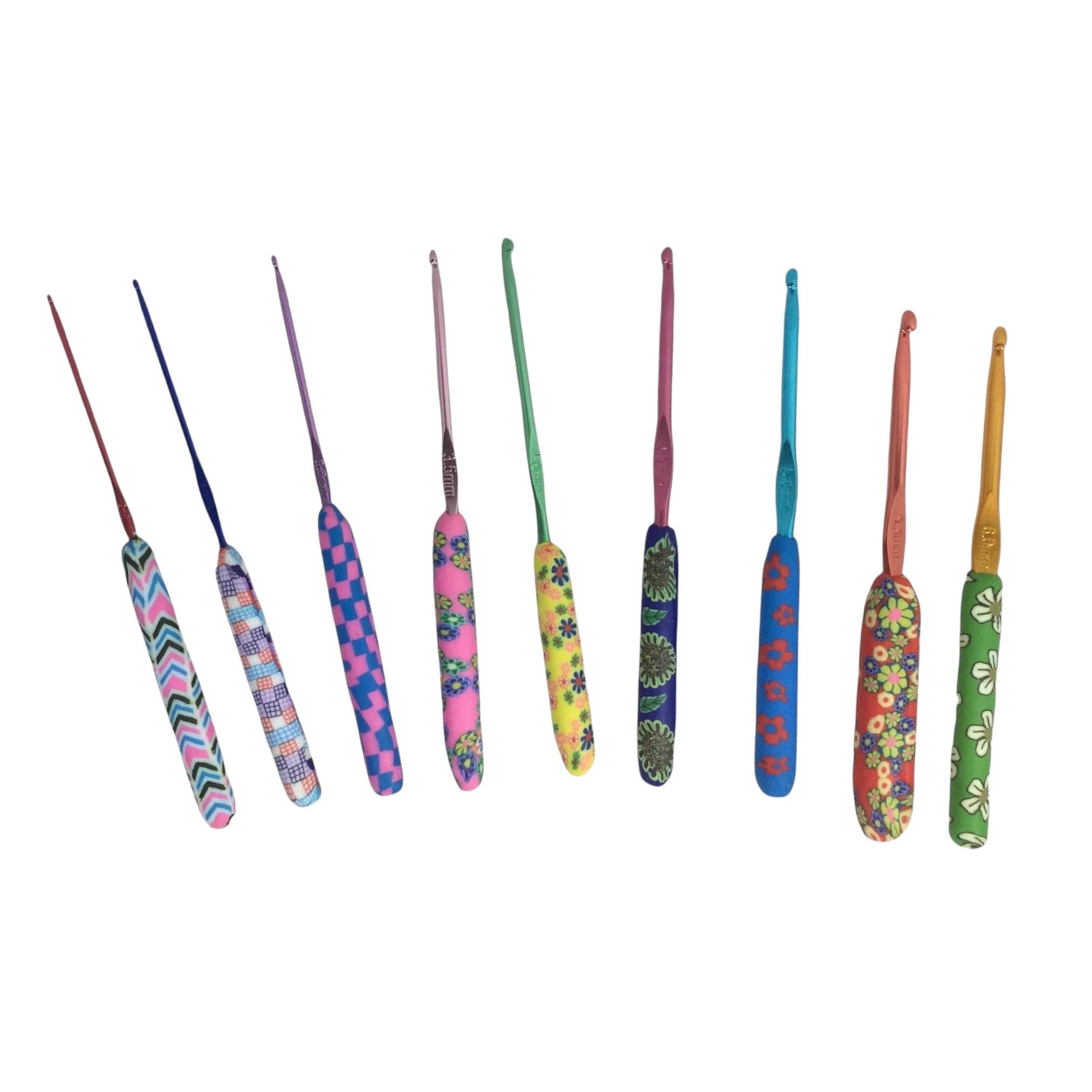 Floral Crochet Hook Set: Liberty Fabric Case, Ergonomic Handles (2mm-6mm)