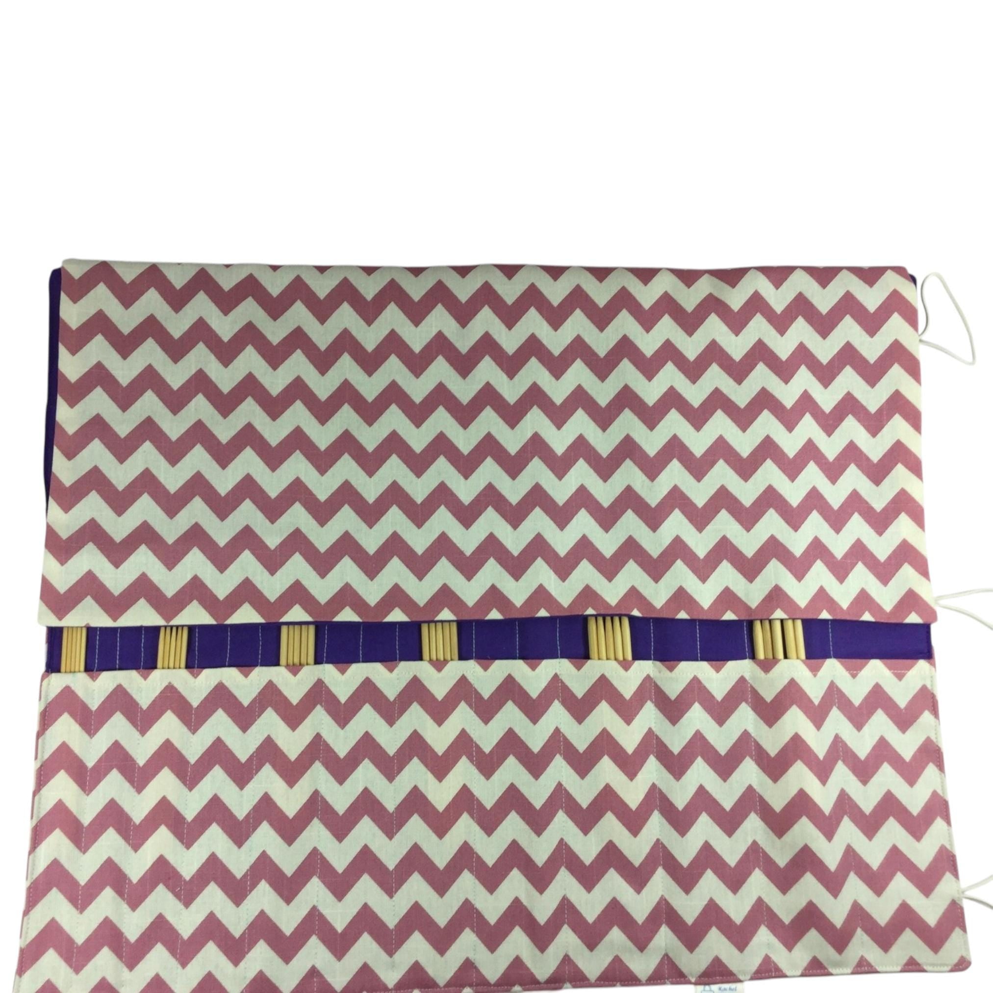 Straight and double pointed knitting needle case with pink chevrons, knitting needle pouch, needle storage, long needles wallet, sock needle