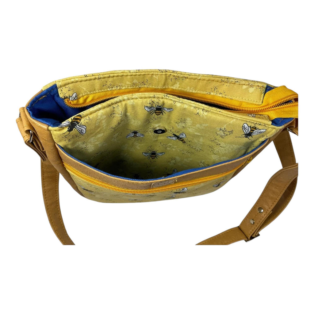 Handbag in faux leather and bee print,  vegan ladies gift, crossbody bag, shoulder zip pouch