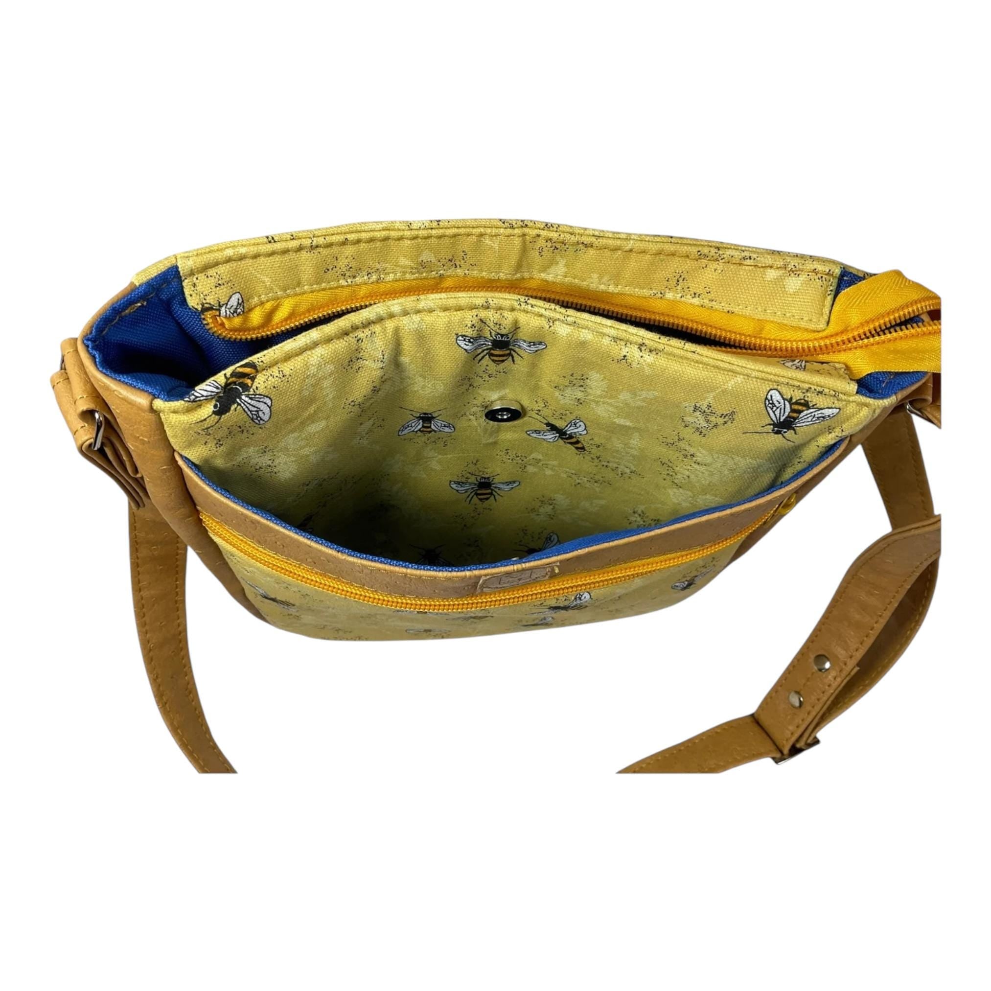 Handbag in faux leather and bee print,  vegan ladies gift, crossbody bag, shoulder zip pouch